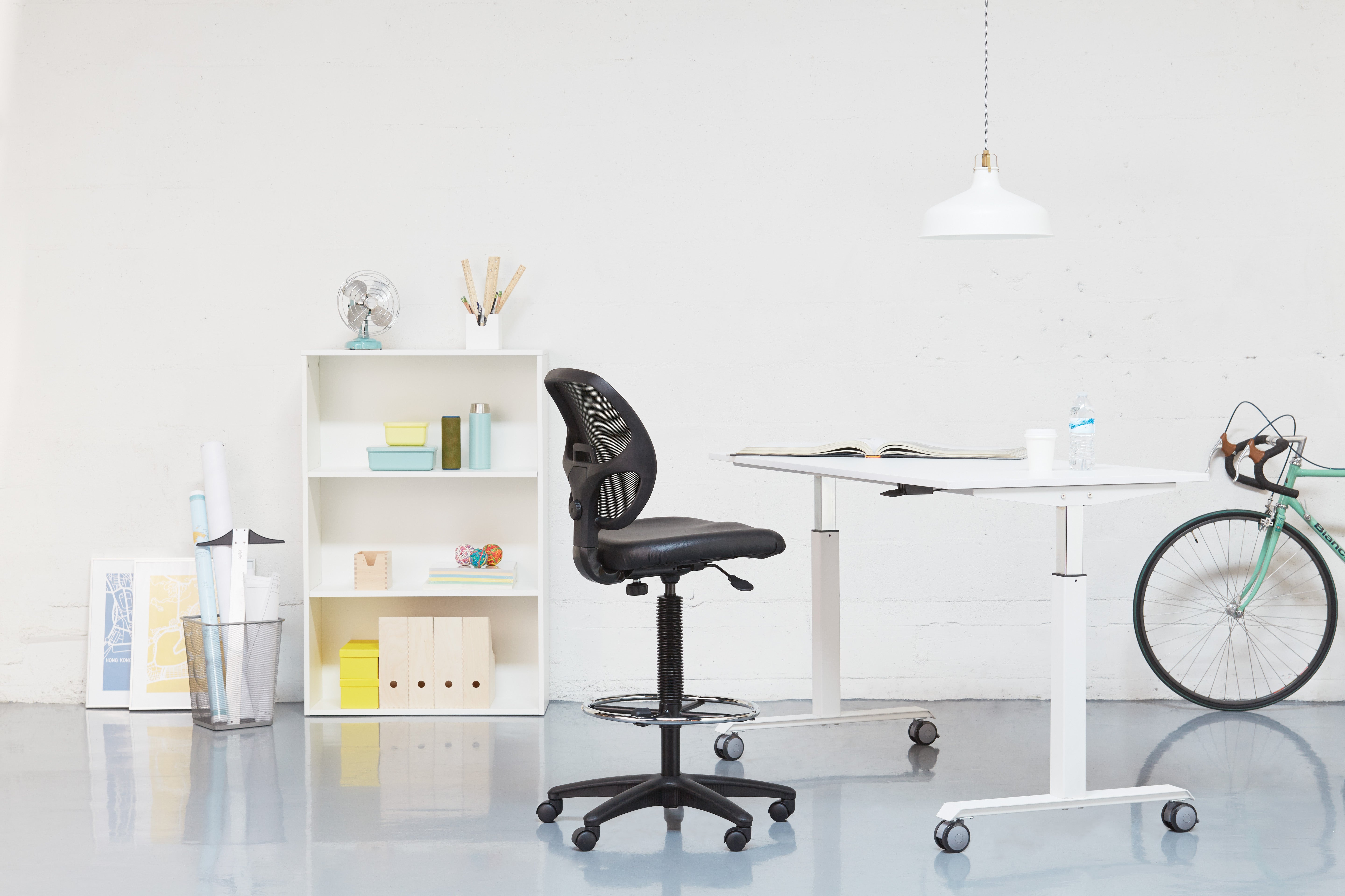 Deluxe Mesh Back Drafting Chair 1