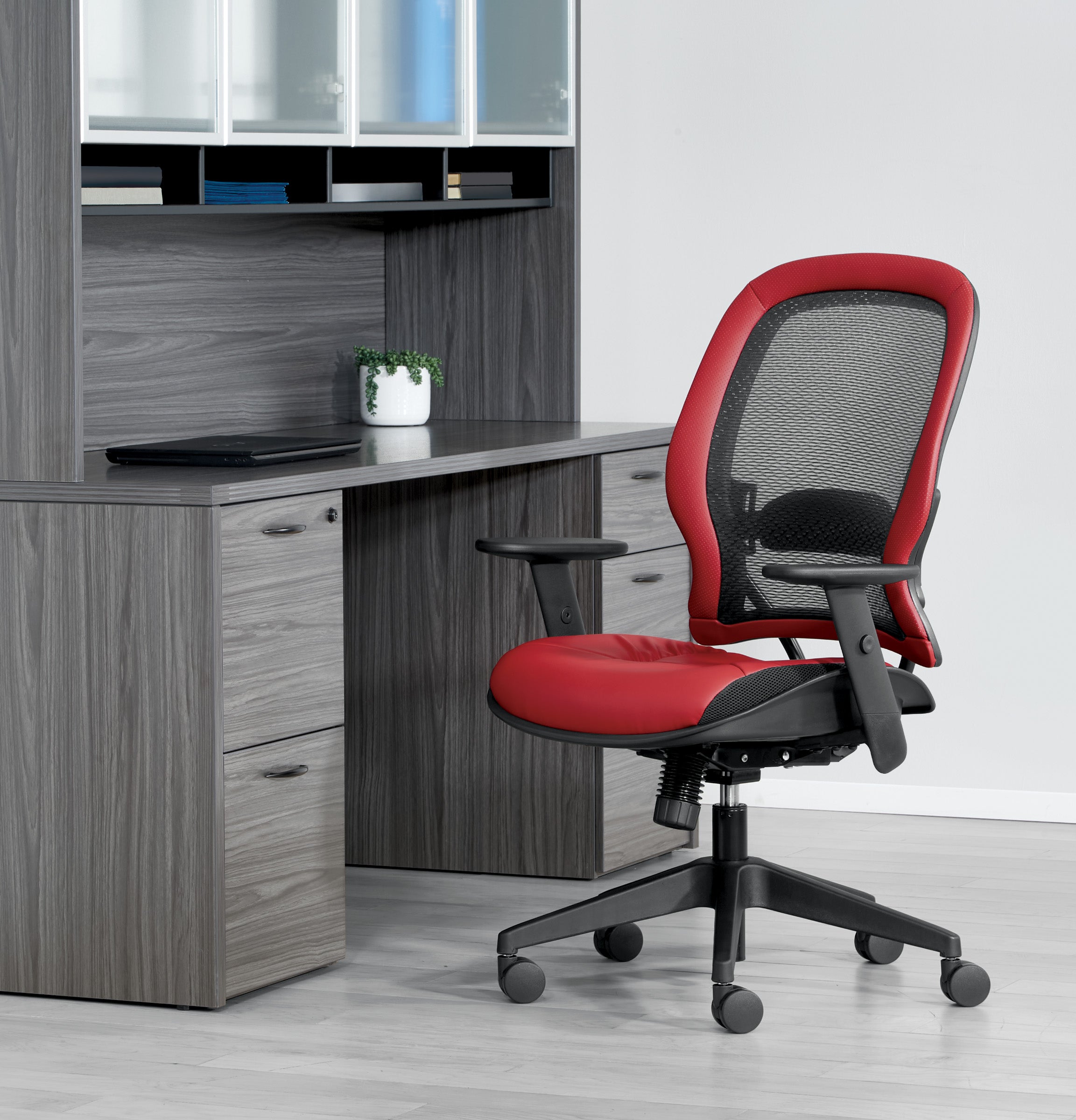 Dark Air Grid® Back Managers Chair