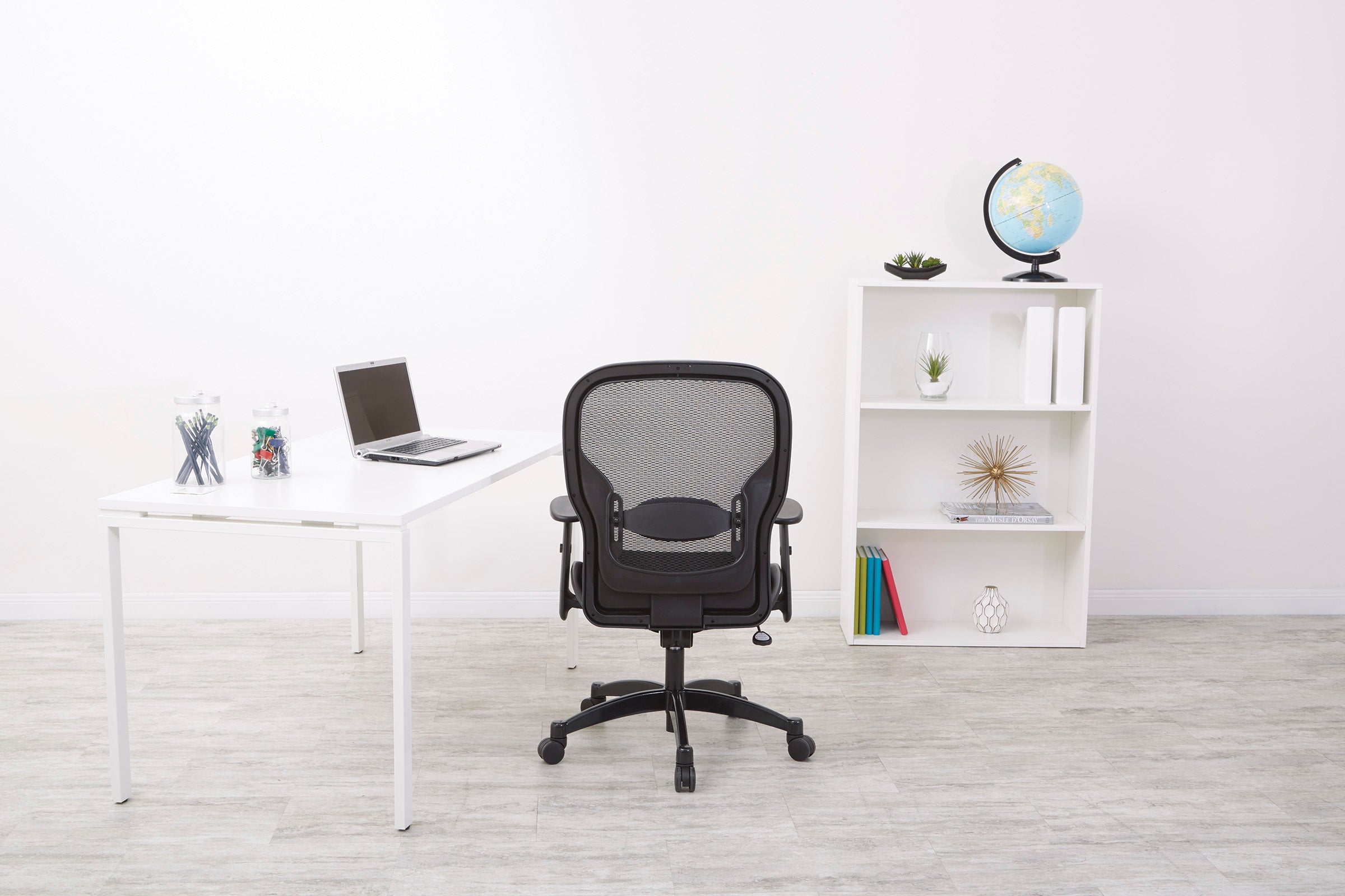 Professional Black Breathable Mesh Back Chair
